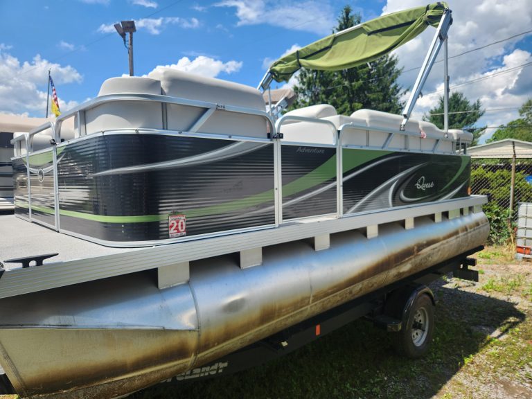 2013 Quest Pontoon